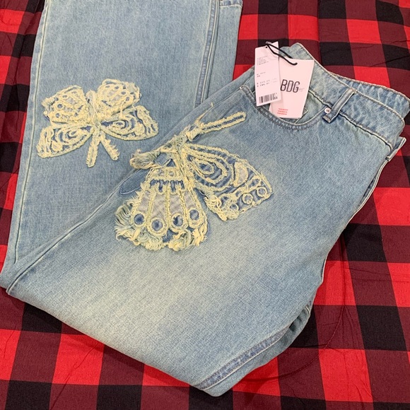 BDG Low Rise Flare Jeans. New with tags size 31. - Picture 5 of 5
